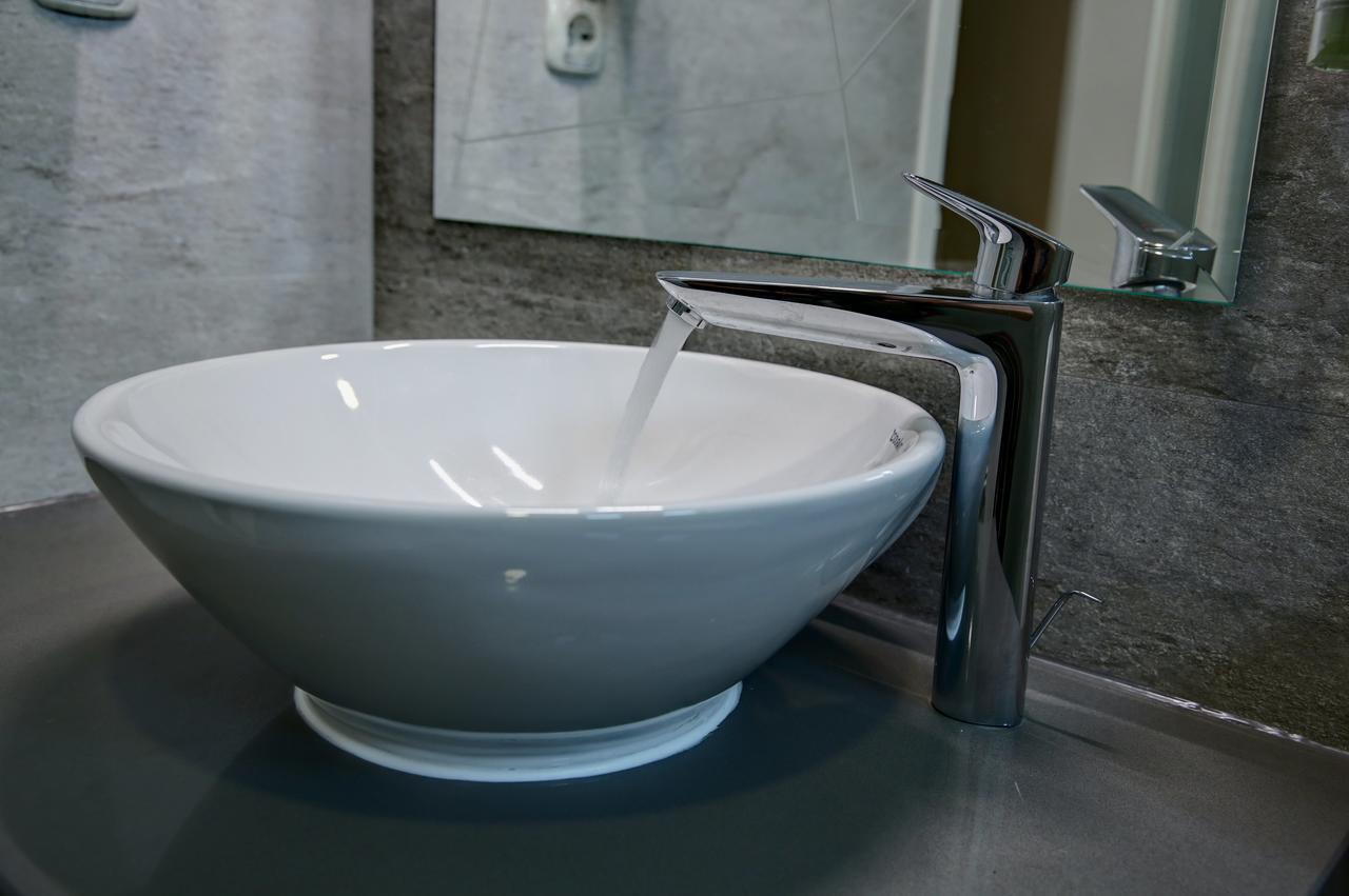 Hotel Gorenje Pristina Eksteriør billede